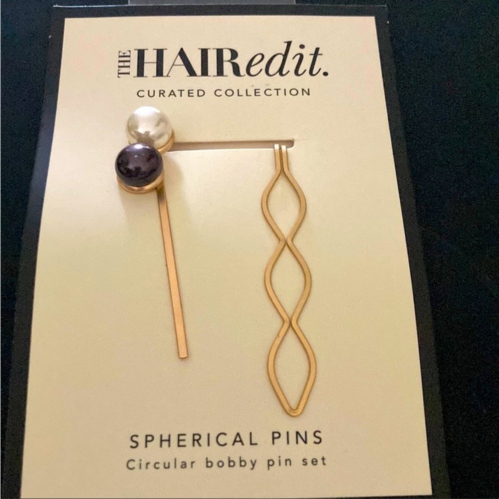 NWOT⛱️🔥The Hair Edit - Gold Embellished Pearl Bobby Pin Set